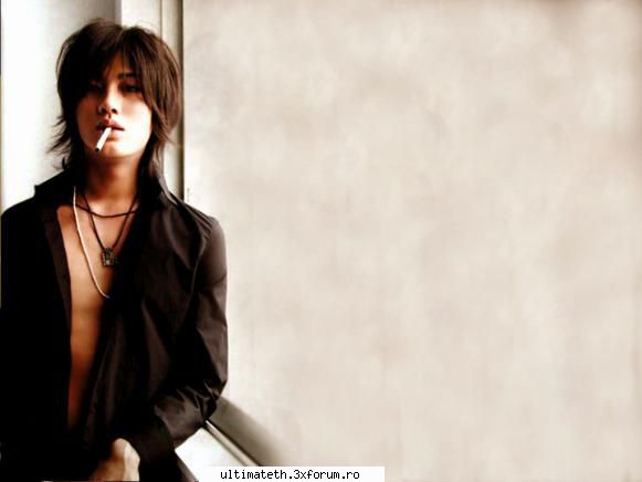 Hot or Not - K. - Arhiva