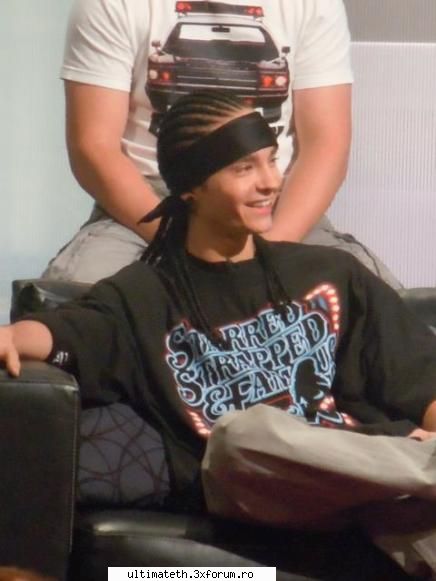 Poze - Ce'mi plac jeansi lui Tom! - Tom Kaulitz