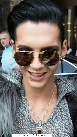 Poze - Mai are sa si puna un cercel in fund(oricum ii - Bill Kaulitz