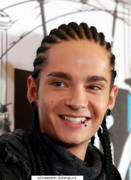Poze - Ce dintisori are =) - Tom Kaulitz