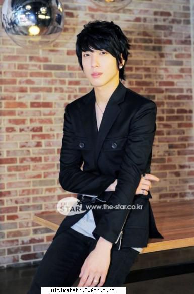 Vreau o poza - Vreau o poza cu Yong Hwa si HongKi - Games