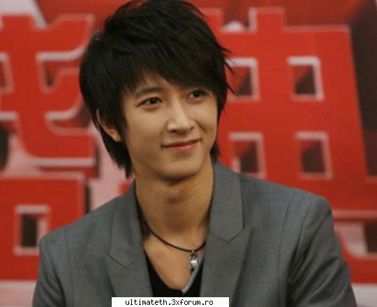 Vreau o poza - Vreau o poza cu LeeTeuk si HeeChul - Games