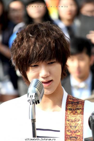 Vreau o poza - Vreau o poza cu DongHae - Games
